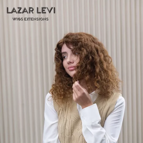 פאה מתולתלת רותם - מבט חזיתי המדגיש את קו השיער הטבעי והמושלם